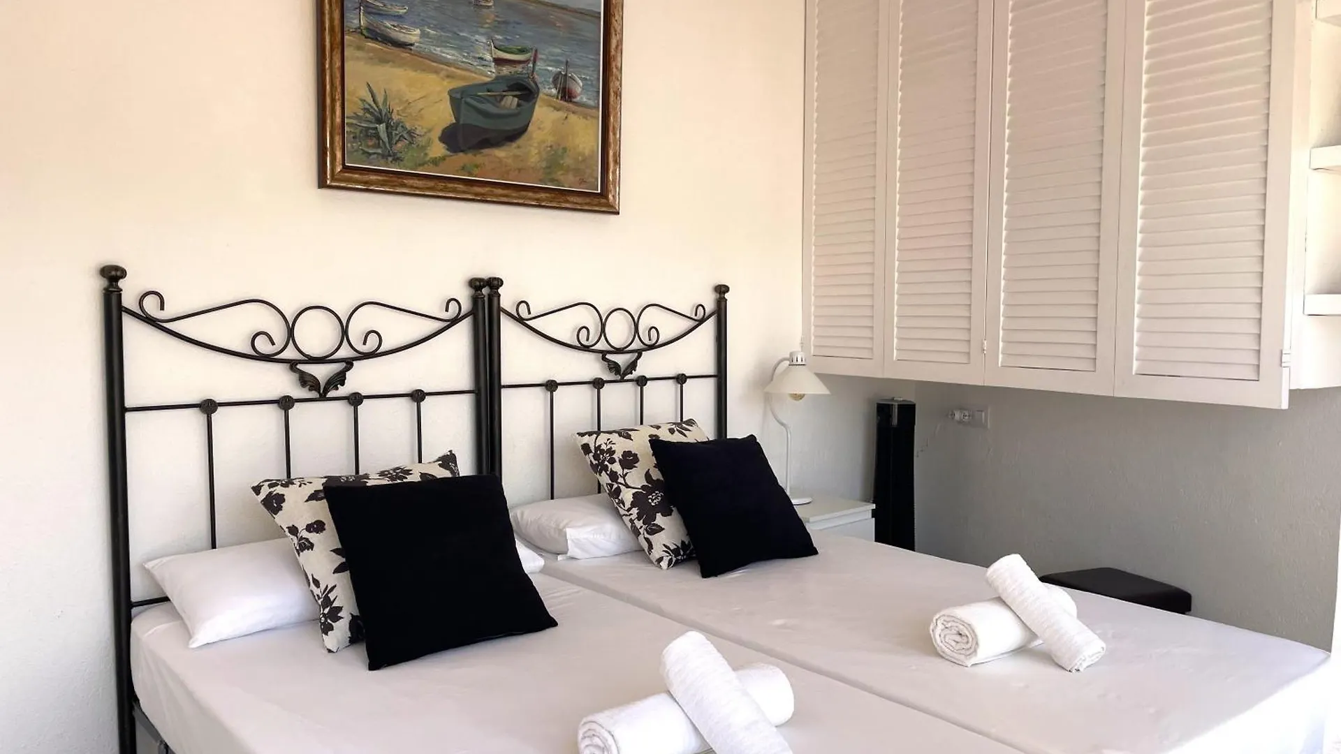 Des Puig - Apartment With Sea Views Cadaqués 0*,